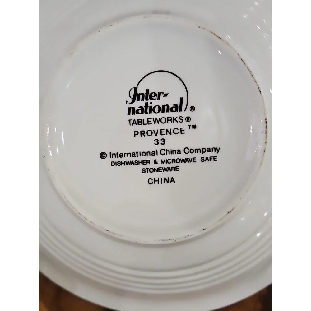 International Pasta Salad Bowl 8 